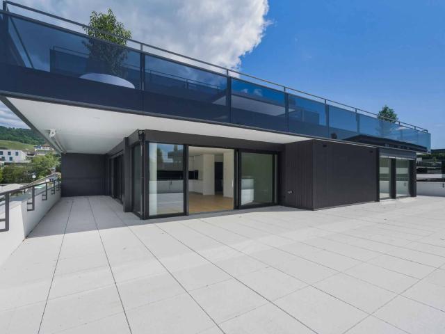 Neue Luxuswohnung – 4,5 Zimmer in der Ecke mit einer Terrasse von 164 m²