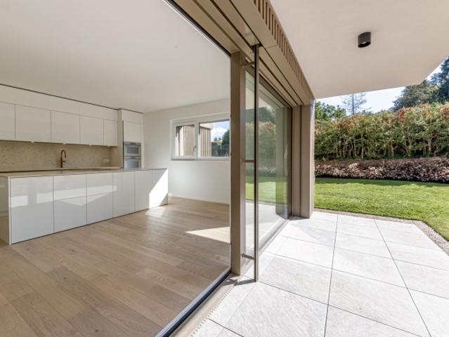 NEUE THPE VILLA