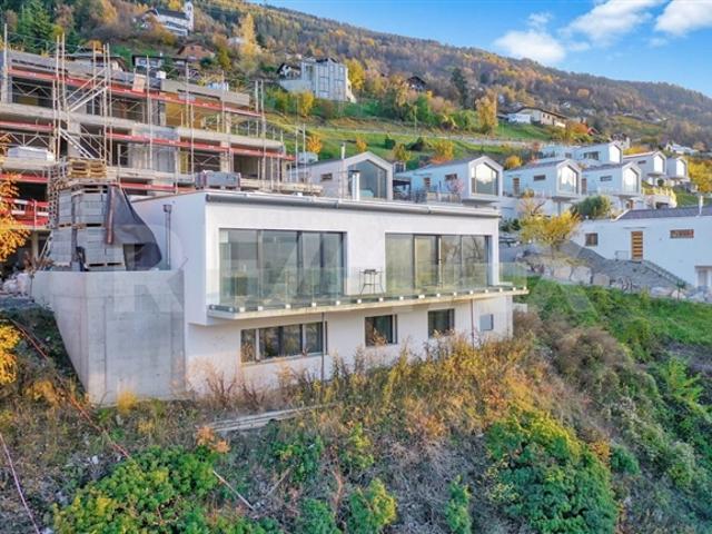 Neue Villa 2025 | Duplex 4,5p 151 m² verglaste Terrasse | Blick auf die Rhônetal Höhen von Sion