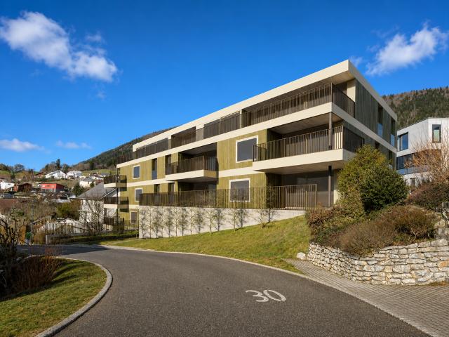 Neue Wohnung mit grossem Balkon