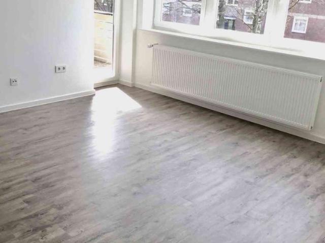 Neue Wohnung, neues Glück 3 Zimmer Wohnung mit Balkon