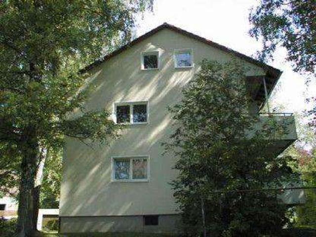 Neue Wohnung, neues Glück! Gut geschnittene 4 Zi. Wohnung