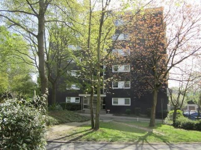 Neue Wohnung, neues Glück! Gut geschnittene 3,5 Zi. Wohnung