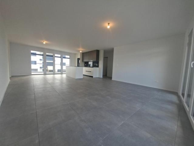 Neue 3,5 Zimmer Wohnung im 2. Stock in Farvagny