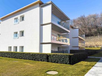 Neue 3,5 Zimmer Erdgeschosswohnung in Caslano