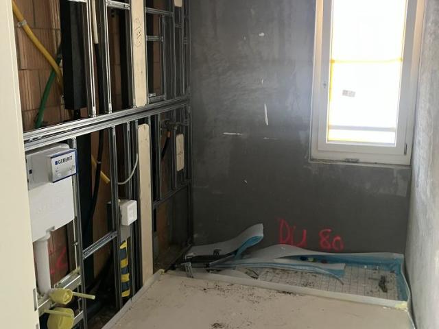 Neue 4 1/2 Zimmer mit grossem Balkon