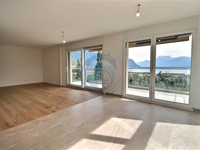 NEUBAU 4,5 ZIMMIGER APARTMENT MIT PANORAMABLICK AUF DEN SEE
