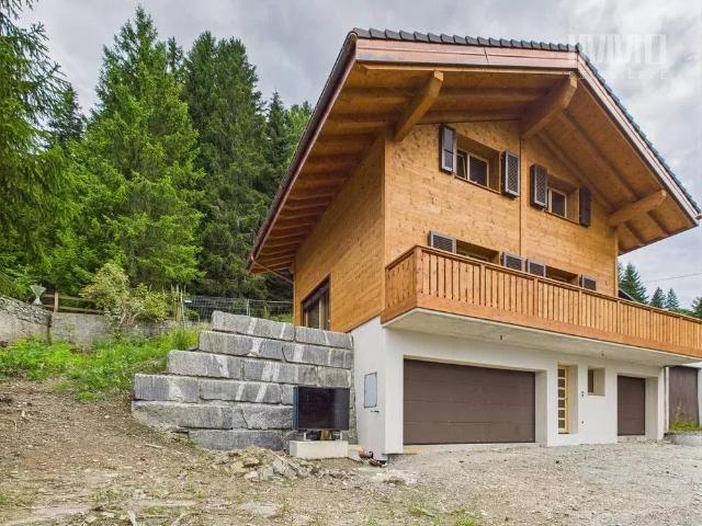 Neues 4,5 Zimmer Chalet – Les Giettes