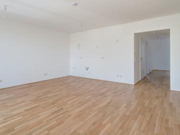 Etagenwohnung for sale in 2232 - Parkplatz