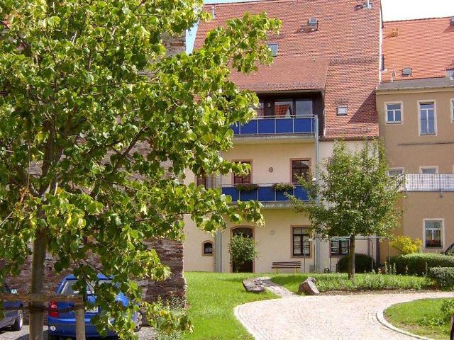 NEUES ANGEBOT! Charmante 3 Raum Wohnung in saniertem Altbau