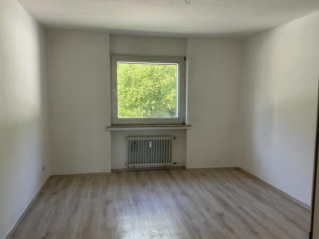 Neues Badezimmer & Sonnenbalkon 3 Zimmer Wohnung in Langenberg