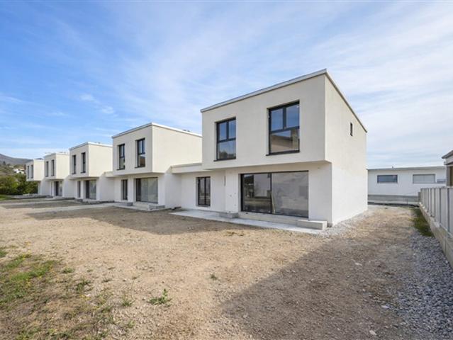 Neue familienfreundliche Wohnung in Stabio