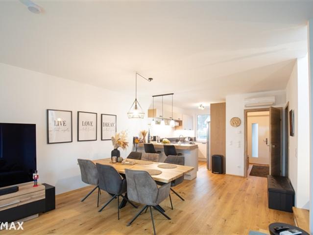 Fast Erstbezug! Neuwertige Doppelhaushälfte für Anspruchsvolle