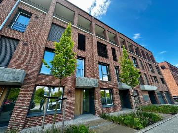 Neues Kaffeequartier: Erstbezug exklusives 5 Zimmer Townhouse, Terrasse, TG Stellplatz, Keller