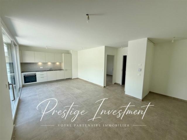 Neues Penthouse mit 2,5 Zimmern und Terrasse und Bergblick Uvrier / Sion