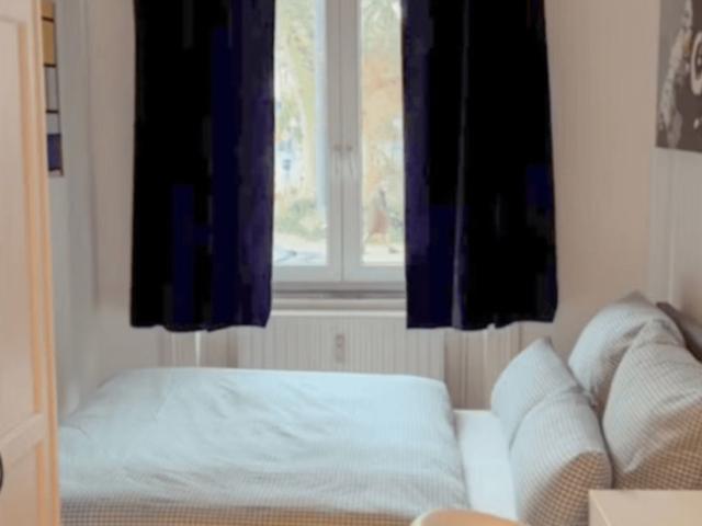 Neues & schönes Zimmer in Frankfurt am Main