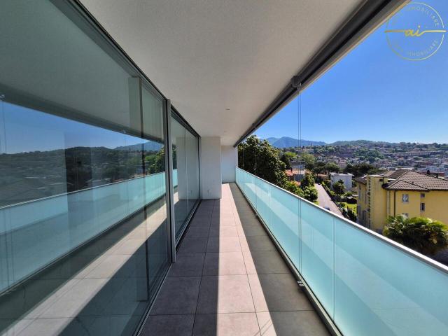 NEUER 4,5 ZIMMIGER ATELIERWOHNUNGS TOPPEN MIT GROSSER TERRASSE IN VACALLO