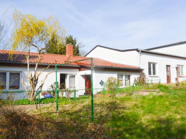 NEUER KAUFPREIS! Ein großes Fleckchen Grün in Sagard: Bungalow sucht neuen Eigentümer!