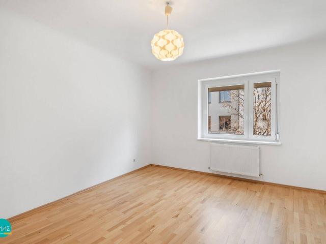 NEUER PREIS! 2 ZIMMER WOHNUNG I IDEAL FÜR SINGLES / PAARE ODER ANLEGER