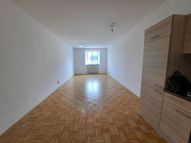 NEUER PREIS * 2 Zimmer Wohnung in bester Innenstadtlage von Wels