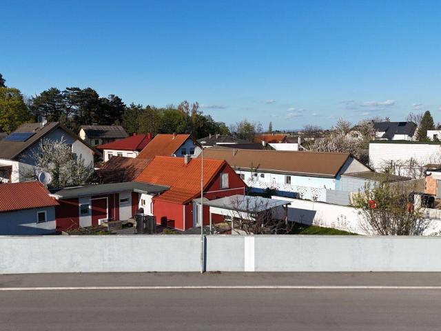 NEUER PREIS 369.000, € / Einfamilienhaus in Maria Ellend mit sonnigen Garten in Südausrichtung