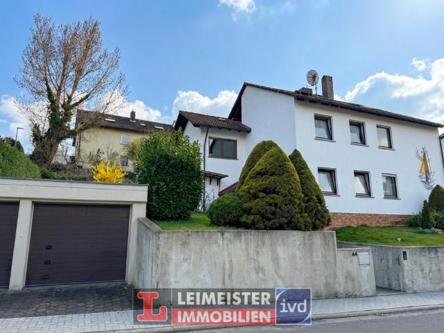 NEUER PREIS Traumhaftes Zuhause für die ganze Familie inkl. 3 Garagen!