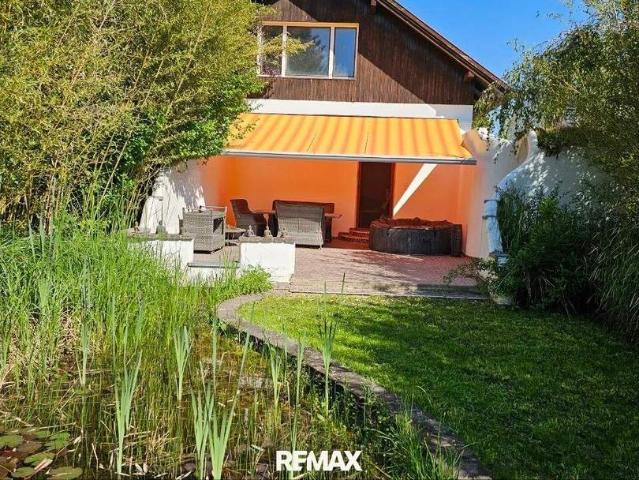 NEUER PREIS! Wohnhaus mit Schwimmteich 2 Wohneinheiten und Geschäft möglich