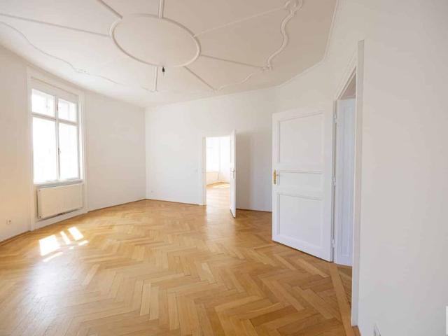 NEUER PREIS – Wohntraum mit Stil & Charakter – Altbaujuwel Domplatz/Herrenplatz