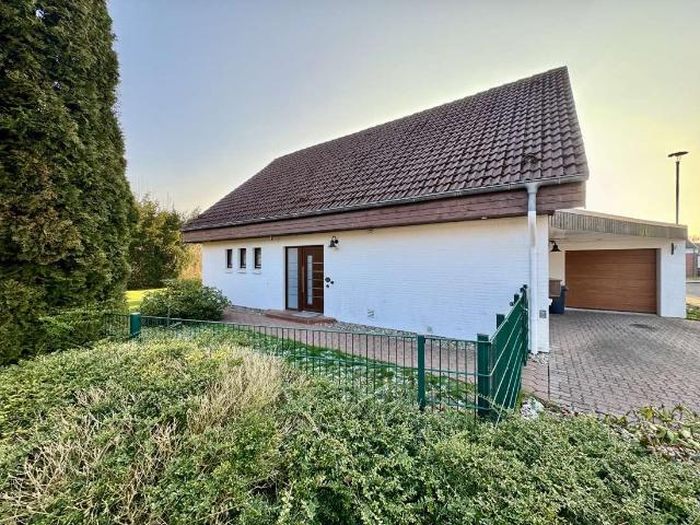 NEUER PREIS! Charmantes Einfamilienhaus in ruhiger Wohnlage der Schleusenstadt Brunsbüttel!