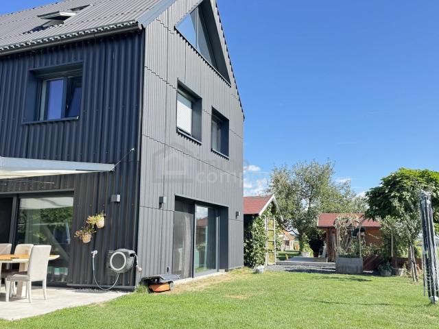Neuer Preis! Designhaus mit Pool & 80 m² Terrasse Seewalchen am Attersee/Kemating