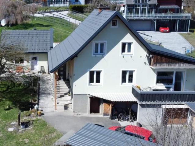 Neuer Preis! Einfamilienhaus mit Aussicht ins Mürztal! Riesen Grundstück inklusive!