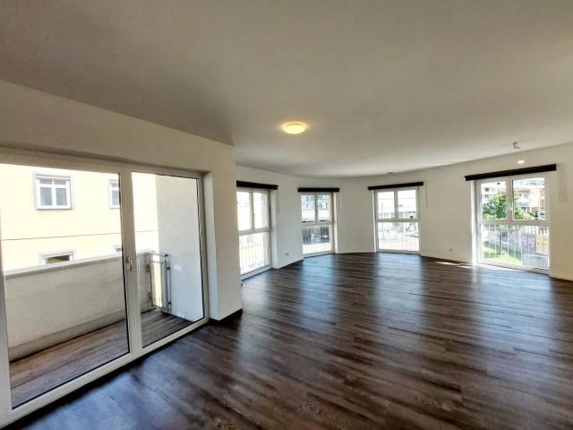 NEUER PREIS * Elegante 2 Zimmer Loft Wohnung in der Raimundstraße zu vermieten inkl. Heizkosten Akonto
