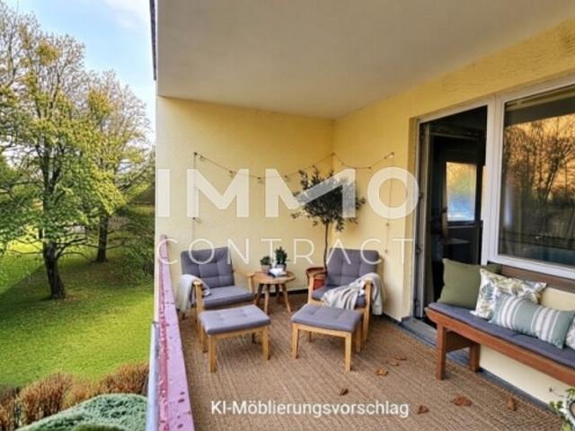 Neuer Preis! Große, zentrale, charmante 3 Zimmer Wohnung mit Parkblick in Bad Vöslau