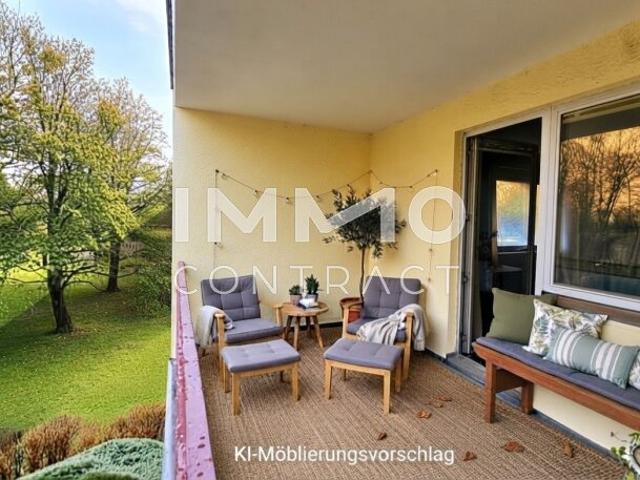 Neuer Preis! Große, zentrale, charmante 3 Zimmer Wohnung mit Parkblick in Bad Vöslau