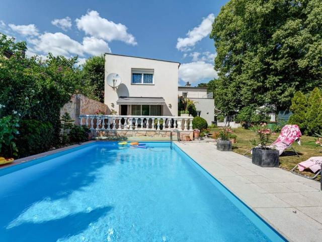 Neuer Preis ! Hochwertiges Haus in 1230 Wien ! * 2 Einheiten * Pool