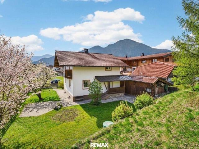 ! NEUER PREIS ! Klein, fein und voller Charme sonniges Einfamilienhaus in idyllischer Lage von Erl