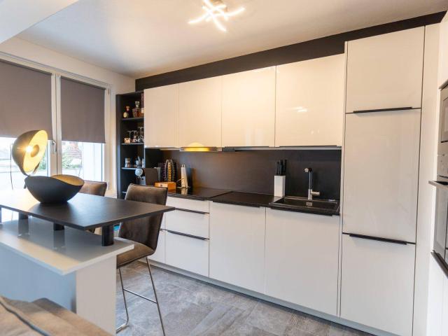 Neuer Preis: Moderne 3 Zi Wohnung in Wels, vollsaniert mit Balkon, Garten & Einbauküche – €215.000