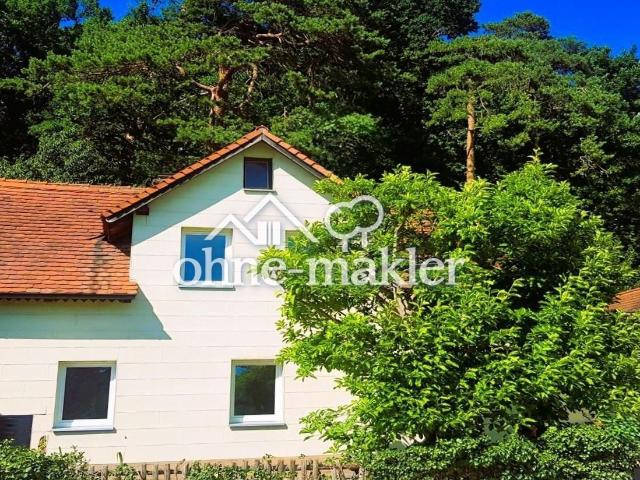 Reduzierter Preis u. provisionsfrei: Charaktervolles Einfamilienhaus im Grünen mit Dachterrasse