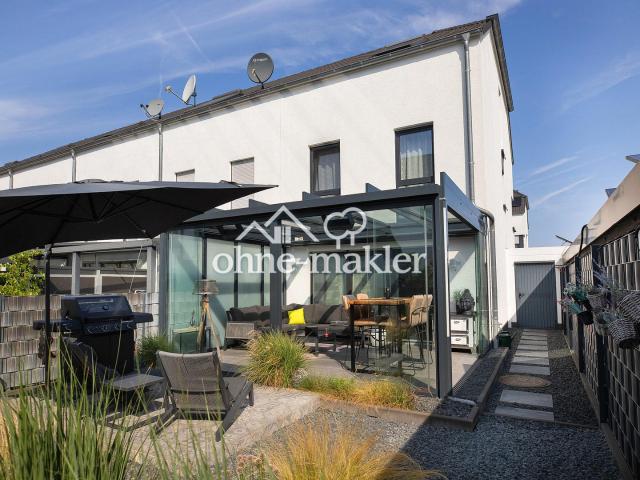 Neuer Preis: Reihenendhaus KfW 55 mit Wintergarten in Langenfeld