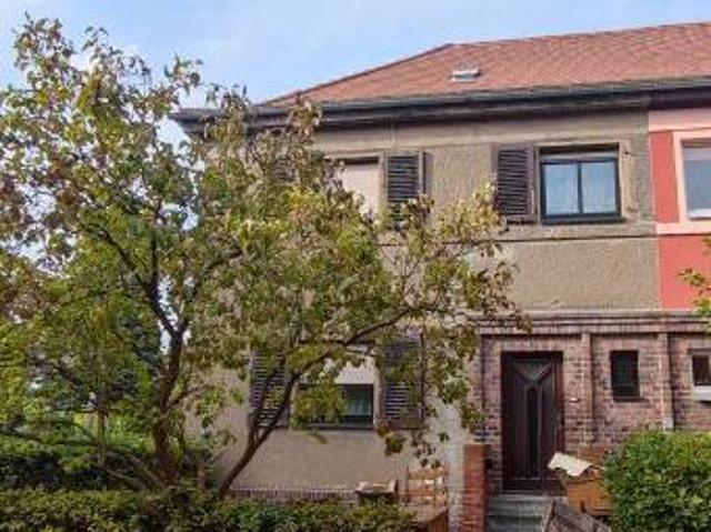 Neuer Preis Solides Wohnhaus in ruhiger Lage !
