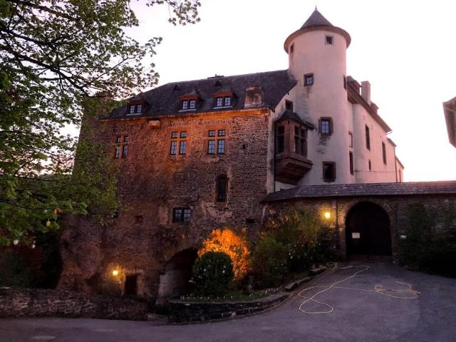 Neuerburg/ Eifel, zentrumsnah charmantes, kleines Haus für kleines Geld auch als Ferienhaus geeignet