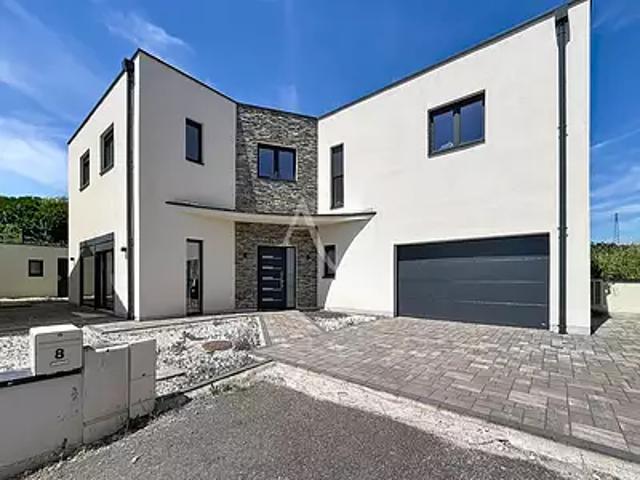 Neufchef 57700 Achat / Vente maison 6 pièces t6 au dernier étage terrasse