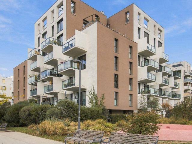 NEUHEIT + DREI Zimmer mit TERRASSE und BALKON Gregorygasse