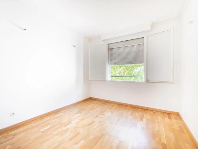 NEUILLY MADRID SAINT JAMES BOIS DE BOULOGNE