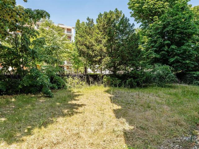 Neuilly Barrès Duplex rez de jardin 243m² Neuilly sur Seine