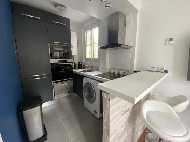 Neuilly / Eglise: appartement meublé lumineux proche commodité