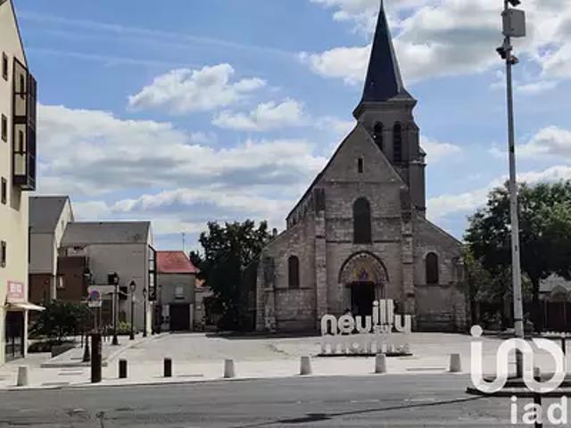 Neuilly sur Marne 93330 Achat / Vente appartement 2 pièces t2 au dernier étage parking