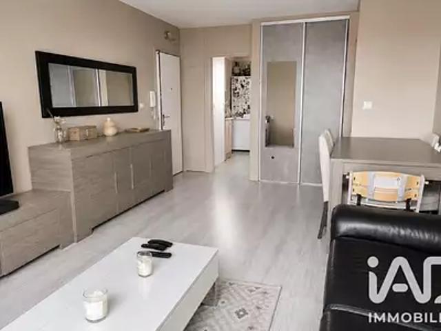 Neuilly sur Marne 93330 Achat / Vente appartement 3 pièces t3 au dernier étage