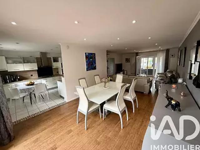 Neuilly sur Marne 93330 Achat / Vente maison 8 pièces t8