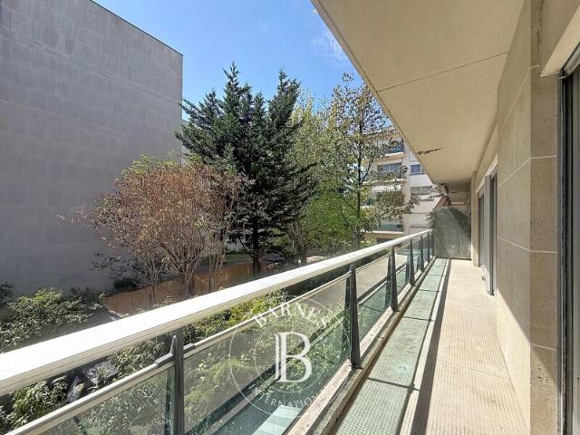 Neuilly sur Seine, Appartement 2 Chambres 86 m² en location